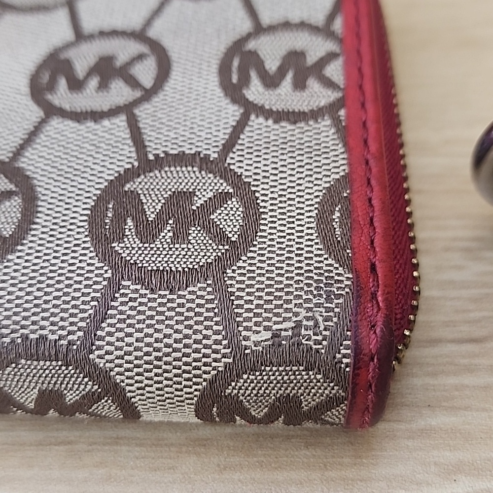 Michael Kors Brown Red Signature Canvas Wallet - Picture 7 of 13